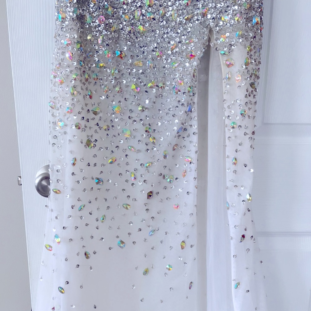Prom Dress - Picture 2 of 4